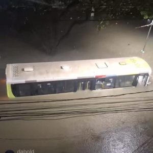 Chuvas no RJ e os impactos na mobilidade: estações do metrô fechadas, Avenida Brasil interditada e as inconsequências em Caxias
